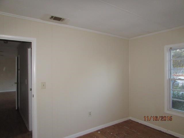 113 Royal Ct, Lagrange, GA 30241 photo 12