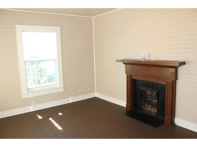 209 State St, Commerce, GA 30529 photo 11