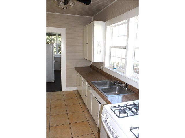 209 State St, Commerce, GA 30529 photo 15