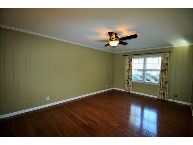 155 Cascade Cir, Lagrange, GA 30241 photo 5