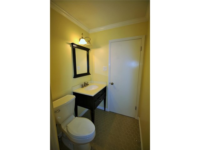 155 Cascade Cir, Lagrange, GA 30241 photo 9
