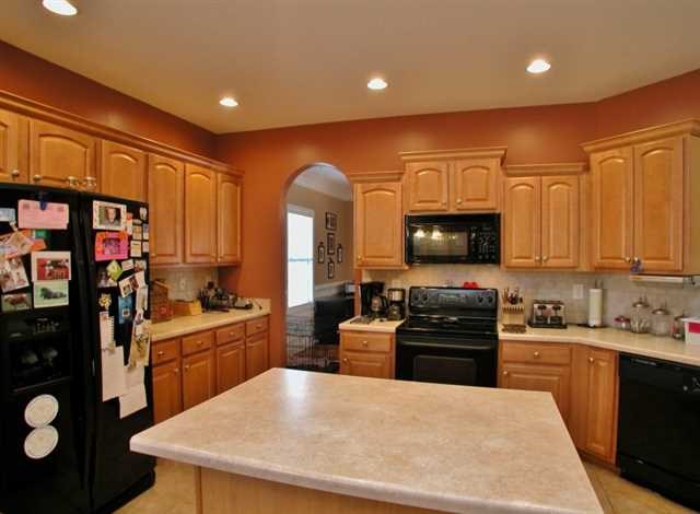 302 Mckendree Ct, Bethlehem, GA 30620 photo 5