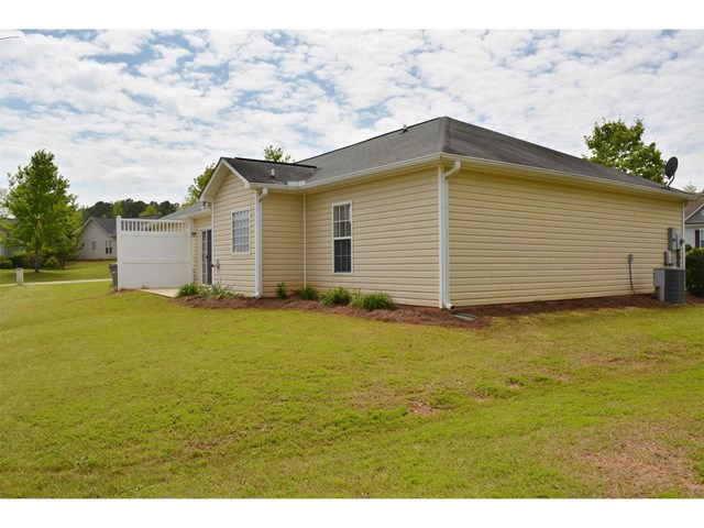 307 Creekside Dr, Lagrange, GA 30240 photo 15