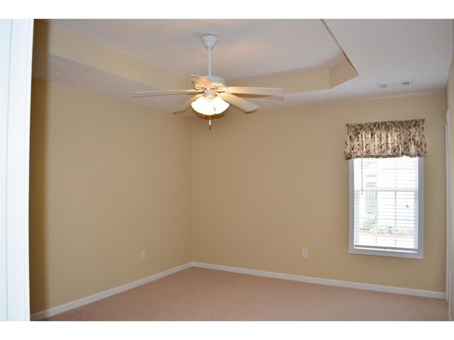 307 Creekside Dr, Lagrange, GA 30240 photo 7