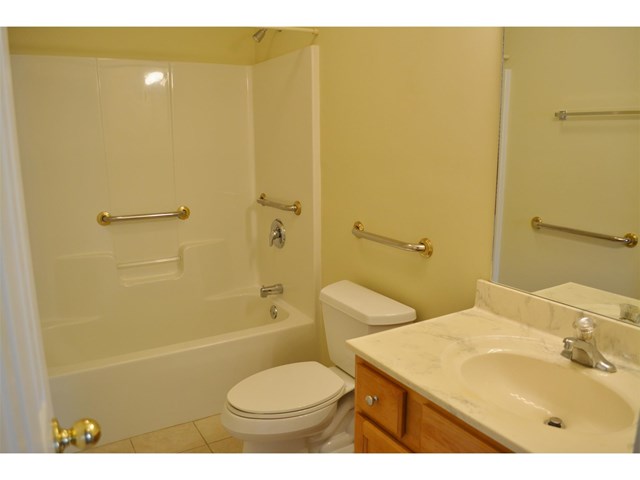 307 Creekside Dr, Lagrange, GA 30240 photo 10