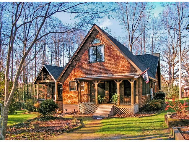 357 Forest St, Cornelia, GA 30531 photo 2