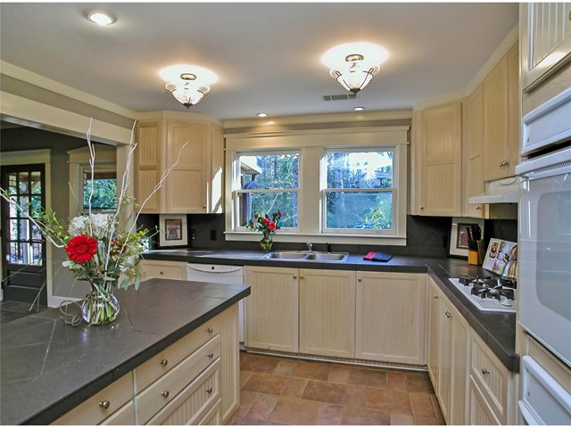 357 Forest St, Cornelia, GA 30531 photo 6