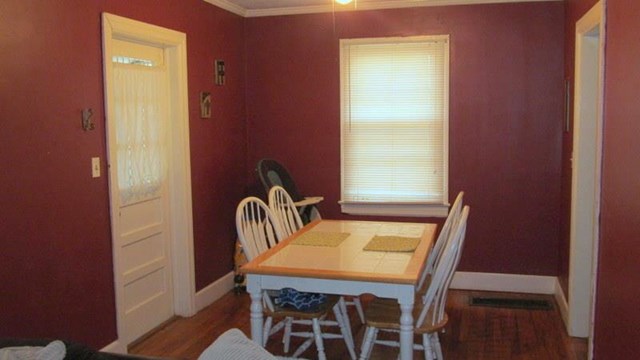 203 Springdale Dr, Lagrange, GA 30240 photo 3