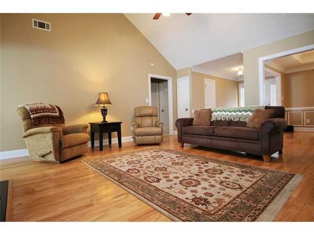 1398 Upper Glass Bridge Rd, Lagrange, GA 30240 photo 2