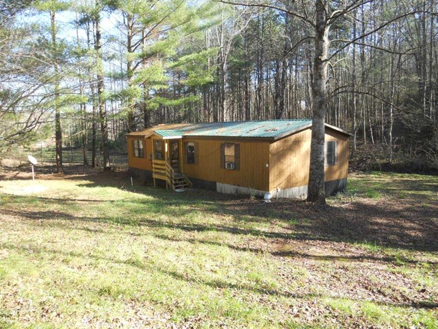 741 Carnes Rd, Tiger, GA 30576 photo 1