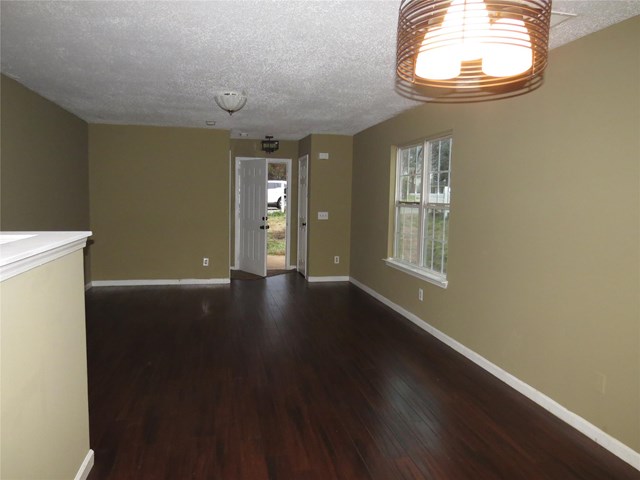 105 Evergreen Dr, Jackson, GA 30233 photo 6