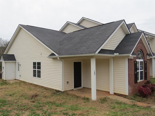 105 Evergreen Dr, Jackson, GA 30233 photo 2