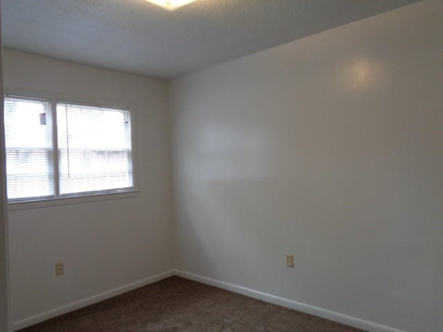 2 Hampton Sq, Warner Robins, GA 31088 photo 13