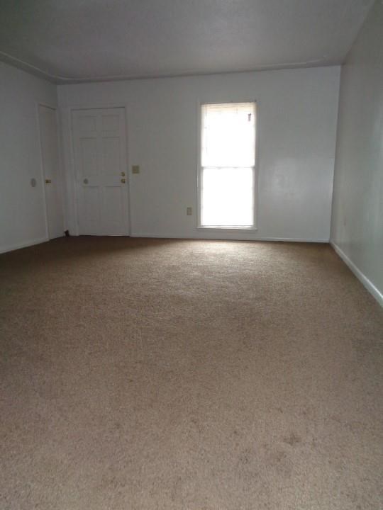 2 Hampton Sq, Warner Robins, GA 31088 photo 4