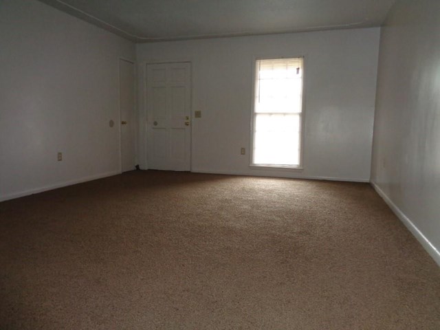 2 Hampton Sq, Warner Robins, GA 31088 photo 3