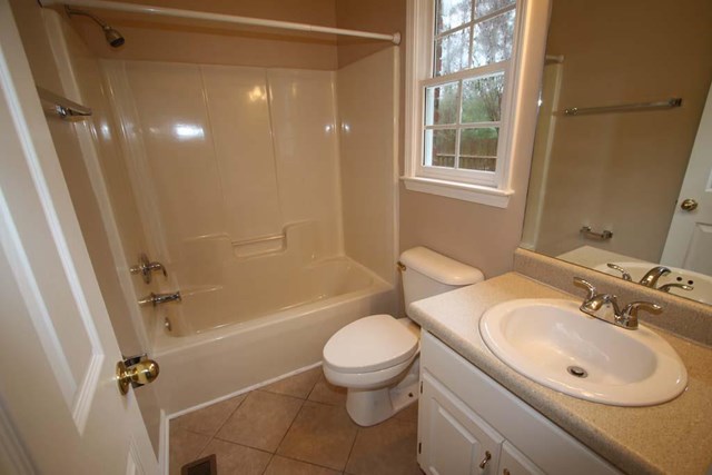 113 Sunny Point Cir, Lagrange, GA 30240 photo 17