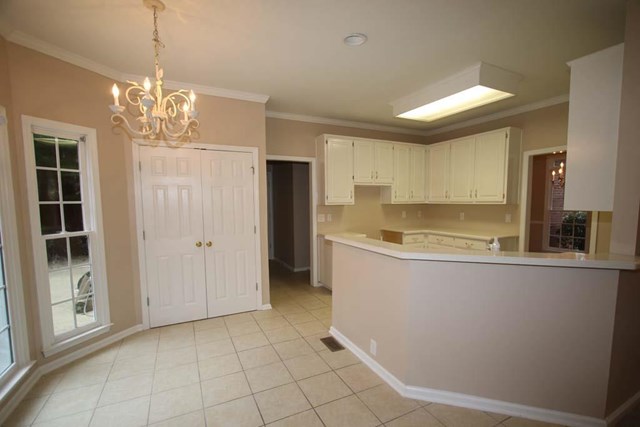 113 Sunny Point Cir, Lagrange, GA 30240 photo 11