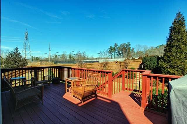 2832 Oleander St, Buford, GA 30519 photo 10