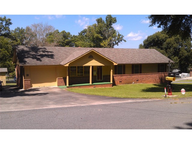 408 Flora Ave, Rome, GA 30161 photo 1