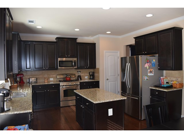 435 Eldridge Dr, Suwanee, GA 30024 photo 6