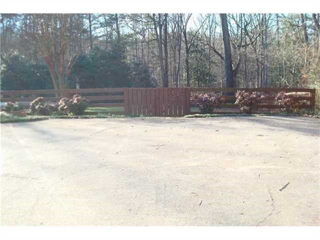 1358 Killian Rd, Canton, GA 30114 photo 2