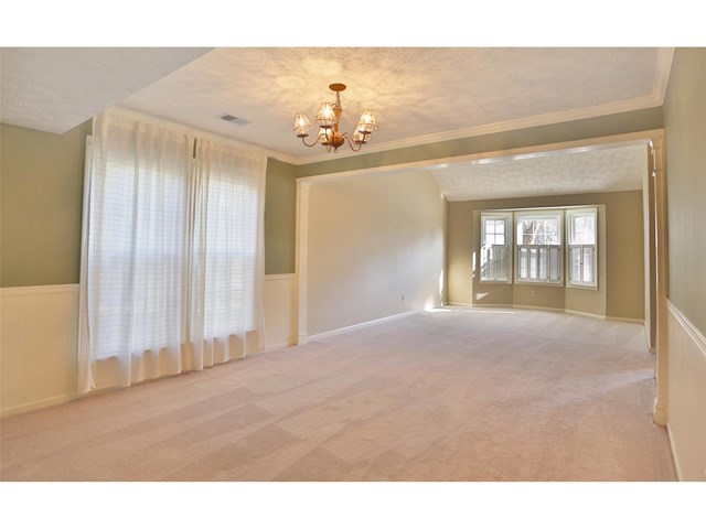 4001 E Meadow Dr, Duluth, GA 30096 photo 4