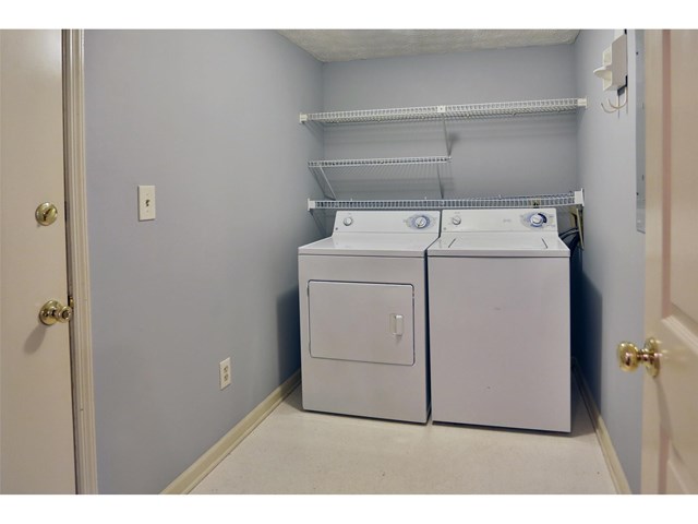 4001 E Meadow Dr, Duluth, GA 30096 photo 9