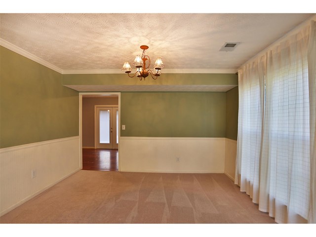 4001 E Meadow Dr, Duluth, GA 30096 photo 3