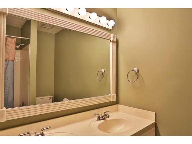 4001 E Meadow Dr, Duluth, GA 30096 photo 17