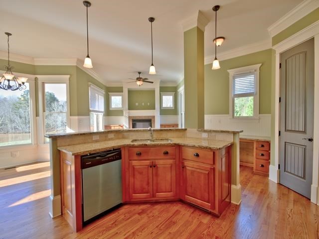185 Maple Shade Dr, Tyrone, GA 30290 photo 10