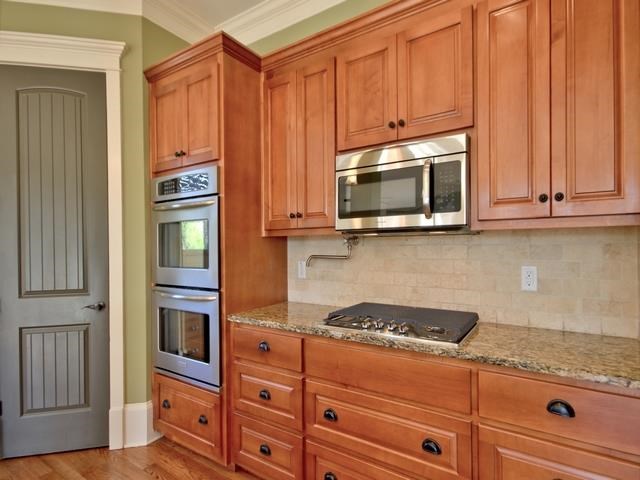 185 Maple Shade Dr, Tyrone, GA 30290 photo 8