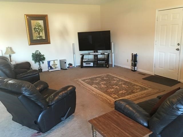 182 Henry Dr, Gray, GA 31032 photo 2
