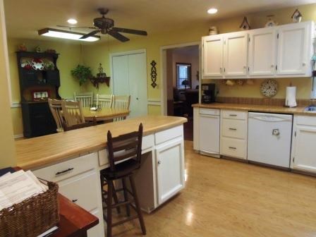 303 Cheyenne Dr, Lagrange, GA 30240 photo 6