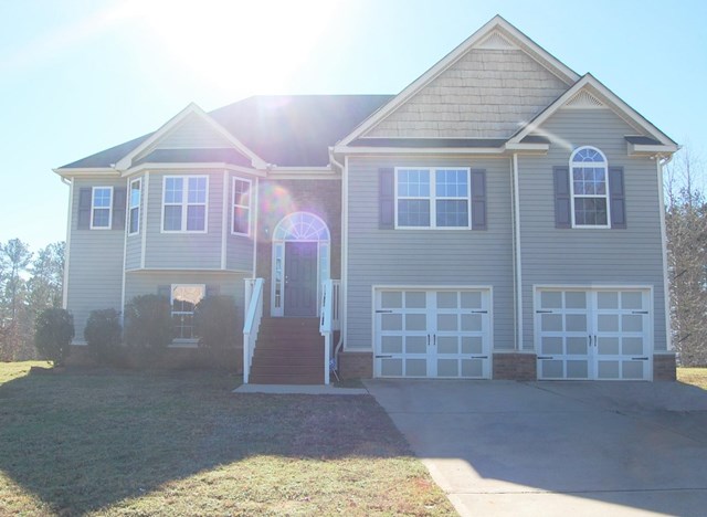 200 Rivercrest Ln, Covington, GA 30016 photo 1