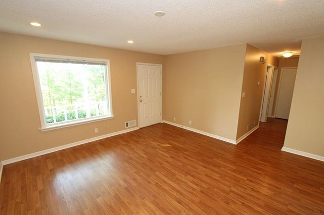 3750 Smithtown Rd, Suwanee, GA 30024 photo 2