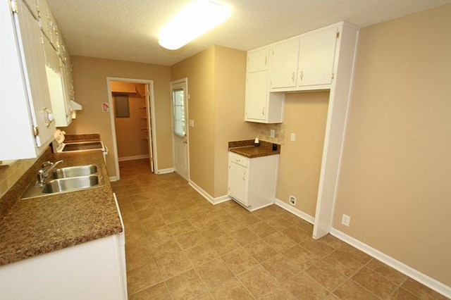 3750 Smithtown Rd, Suwanee, GA 30024 photo 6
