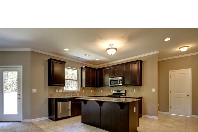 2702 Juniper Dr, Fairburn, GA 30213 photo 5