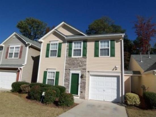 715 Lakeside Cir, Covington, GA 30016 photo 1