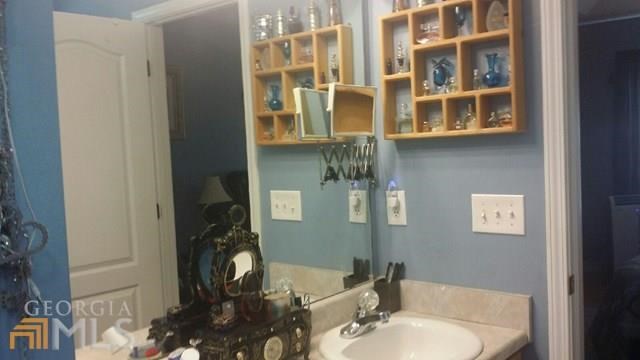 30 Manderly Way, Covington, GA 30016 photo 14