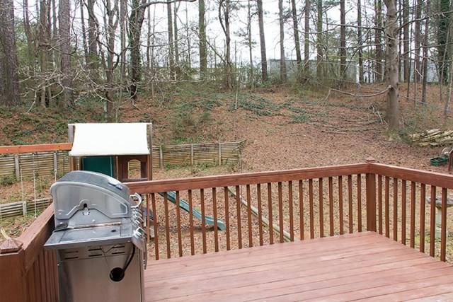 2958 Dover Dr, Duluth, GA 30096 photo 15