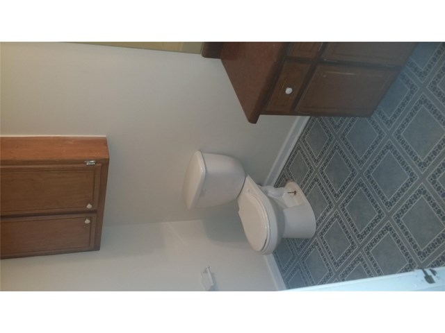 5574 Phillips Dr, Morrow, GA 30260 photo 2