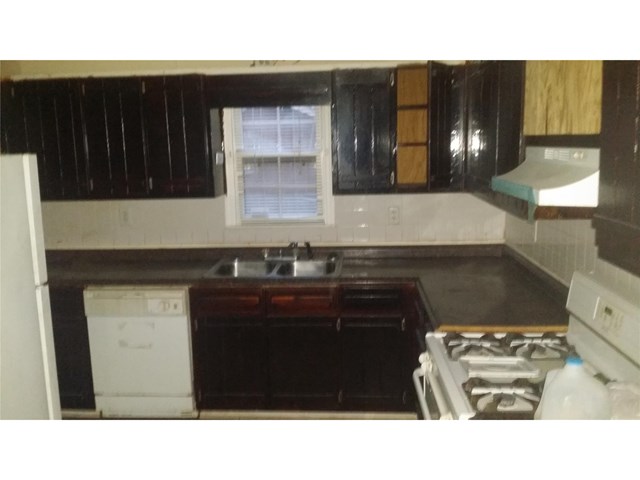 5574 Phillips Dr, Morrow, GA 30260 photo 6