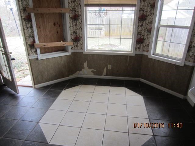 65 Oak Lake Dr, Covington, GA 30016 photo 8