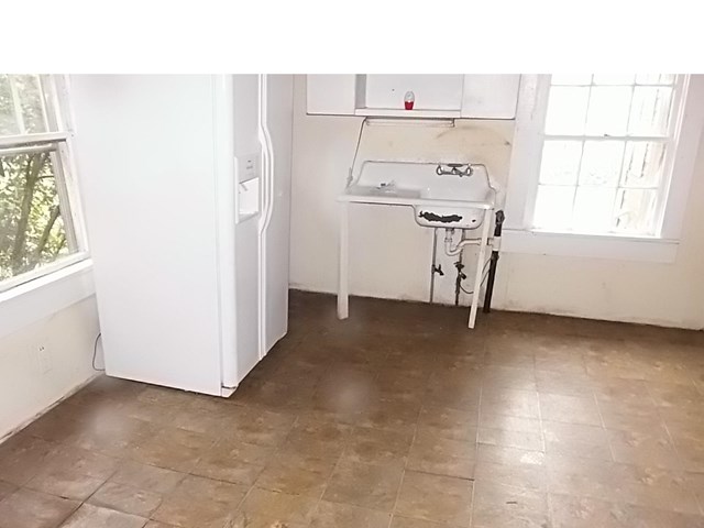 609 Lawrence St, Monroe, GA 30655 photo 4