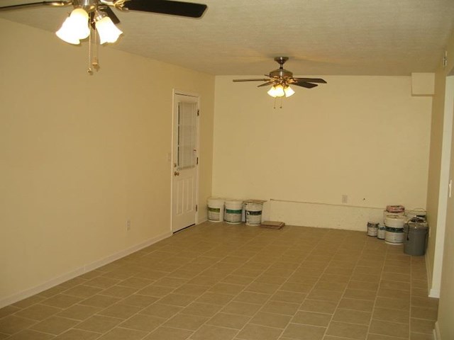 395 Freestone Dr, Newnan, GA 30265 photo 19