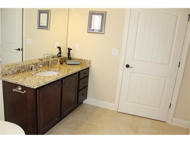 811 Ideal Pl, Winder, GA 30680 photo 9