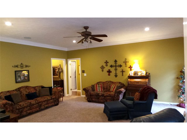 117 Robertson Rd, Lagrange, GA 30241 photo 2
