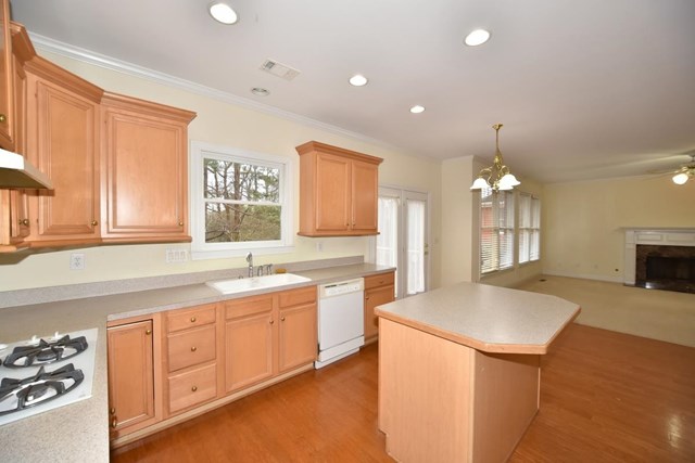 2467 Shenley Park Ct, Duluth, GA 30097 photo 8