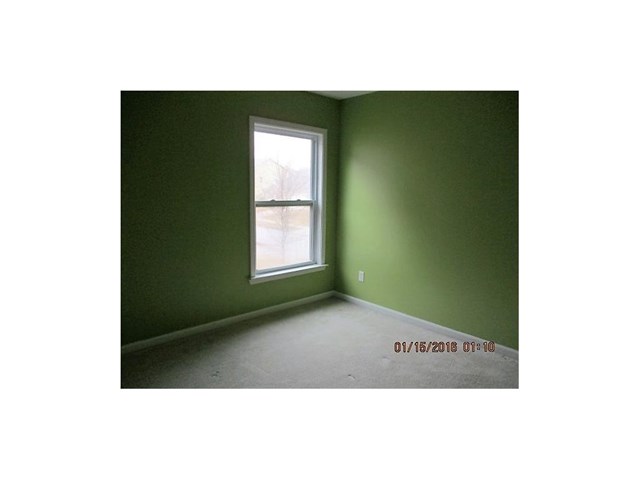 25 Kestrel Cir, Covington, GA 30014 photo 2