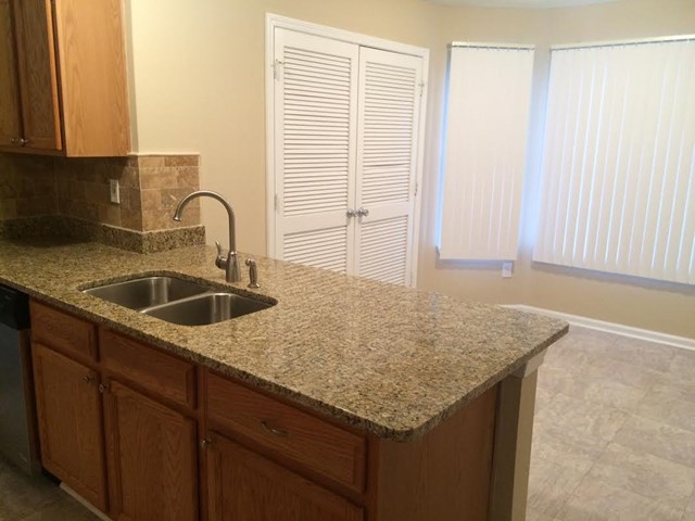 1362 Pebble Beach Ln, Hampton, GA 30228 photo 9